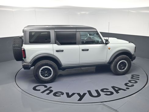 Used 2023 Ford Bronco Badlands w/ Sasquatch Package image 24