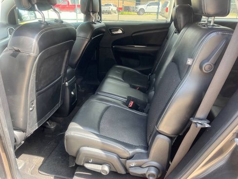 Used 2017 Dodge Journey Crossroad AWD/4WD image 16