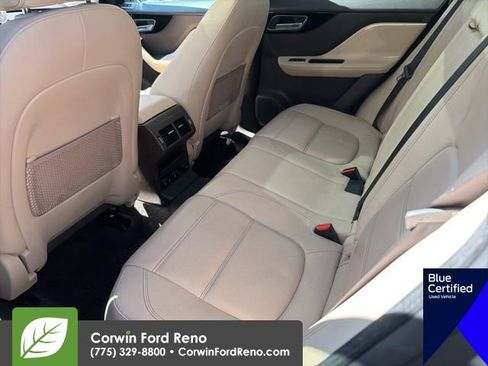 Used 2017 Jaguar F-PACE Prestige AWD/4WD image 16