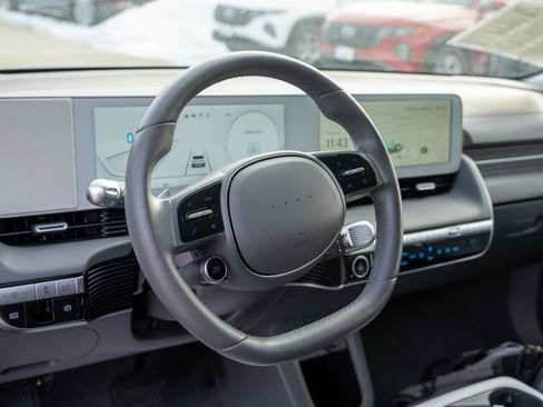 Certified 2024 Hyundai Ioniq 5 SEL image 23