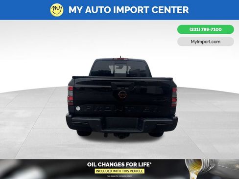 Used 2024 Nissan Frontier PRO-4X w/ Technology Package AWD/4WD image 6