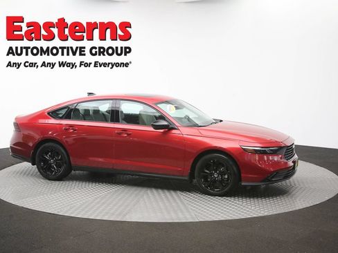 Used 2025 Honda Accord SE image 46