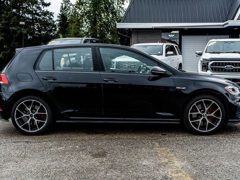 Used 2018 Volkswagen GTI SE image 14