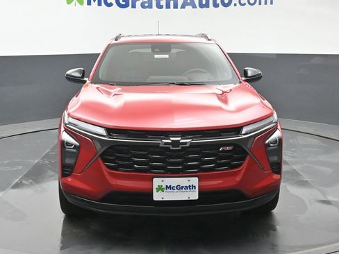 New 2026 Chevrolet Trax RS w/ Sunroof Package image 4