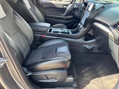 Certified 2022 Ford Edge ST w/ Equipment Group 401A AWD/4WD image 19