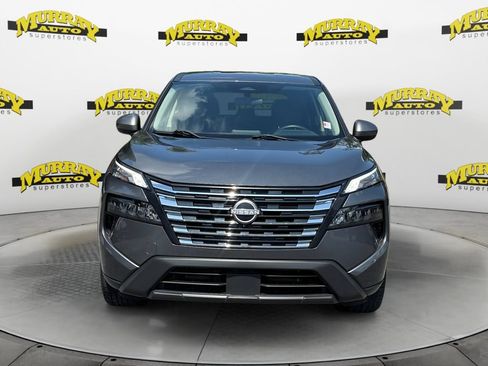 Used 2024 Nissan Rogue SV AWD/4WD image 8