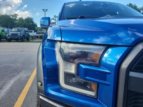 Used 2018 Ford F150 Raptor w/ Equipment Group 802A Luxury AWD/4WD image 6