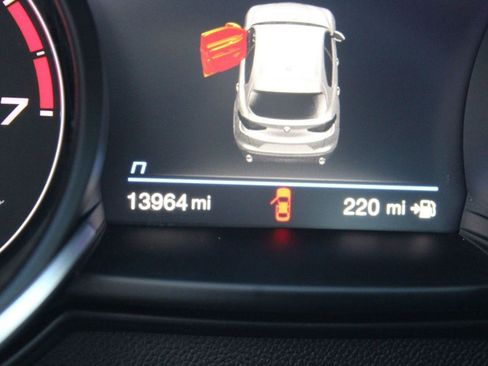 Used 2022 Alfa Romeo Stelvio Ti image 19