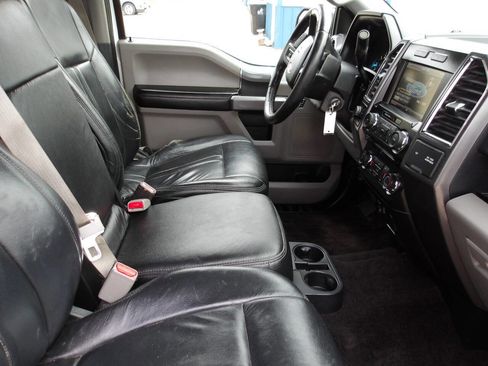 Used 2015 Ford F150 XLT w/ Equipment Group 302A Luxury AWD/4WD image 21