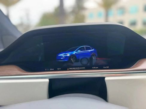 Used 2022 Tesla Model X AWD/4WD image 29