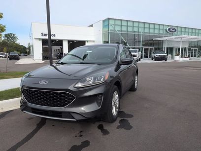 Used 2020 Ford Escape SE
