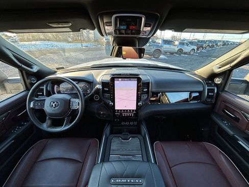 Used 2025 RAM 3500 Limited image 2