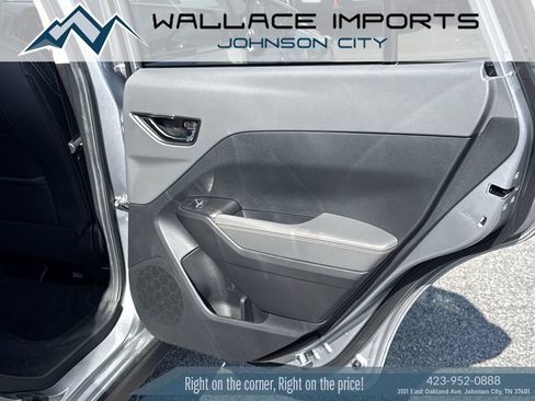 Used 2024 Subaru Crosstrek 2.5i Limited w/ Crosstrek Mirror Package AWD/4WD image 29