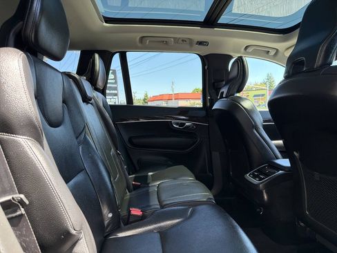 Used 2019 Volvo XC90 T6 Momentum w/ Advanced Package AWD/4WD image 20