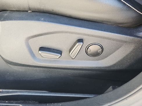 Used 2021 Ford Edge ST image 18