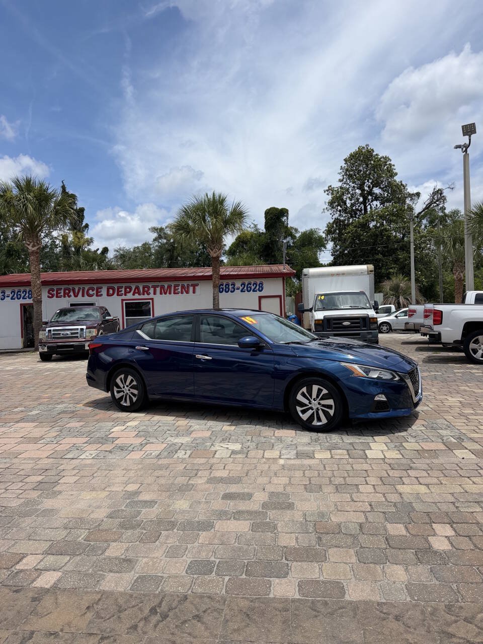 Used 2019 Nissan Altima 2.5 S FWD image 4