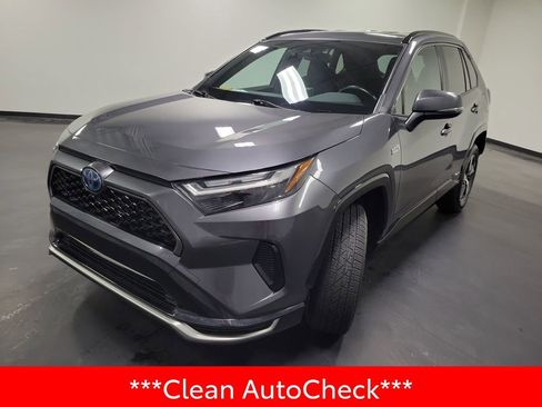 Used 2023 Toyota RAV4 SE AWD/4WD image 4
