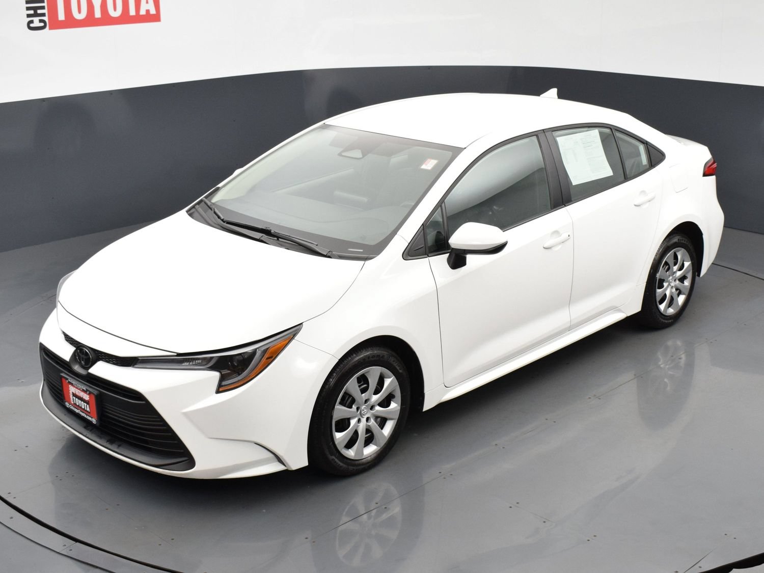 Used 2025 Toyota Corolla LE FWD image 23