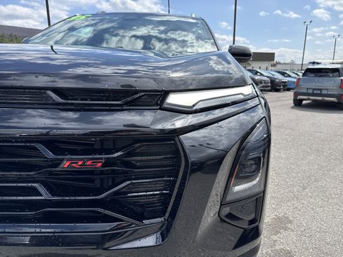 Used 2025 Chevrolet Equinox RS image 10