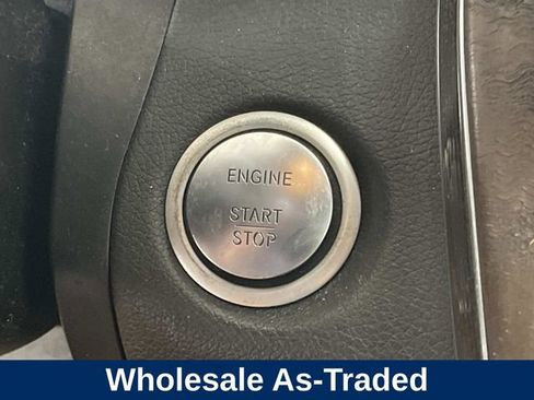Used 2018 Mercedes-Benz C 350e Sedan image 38