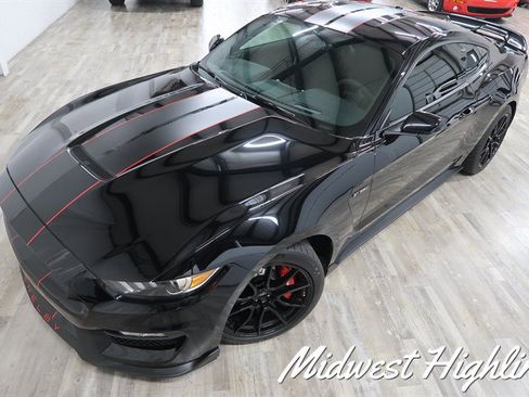 Used 2019 Ford Mustang Shelby GT350 w/ Technology Package RWD image 4