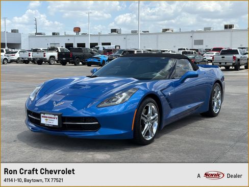 Used 2016 Chevrolet Corvette Stingray Convertible w/ 3LT Preferred Equipment Group RWD image 1