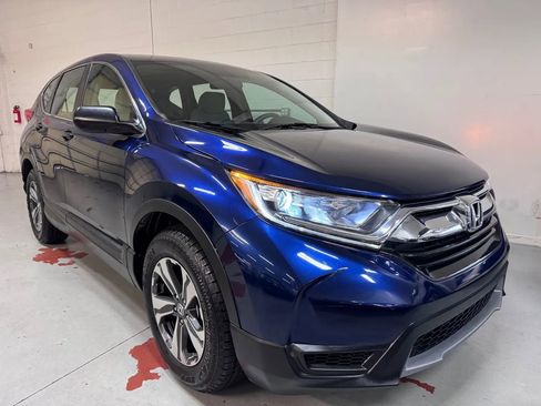 Used 2018 Honda CR-V LX image 1