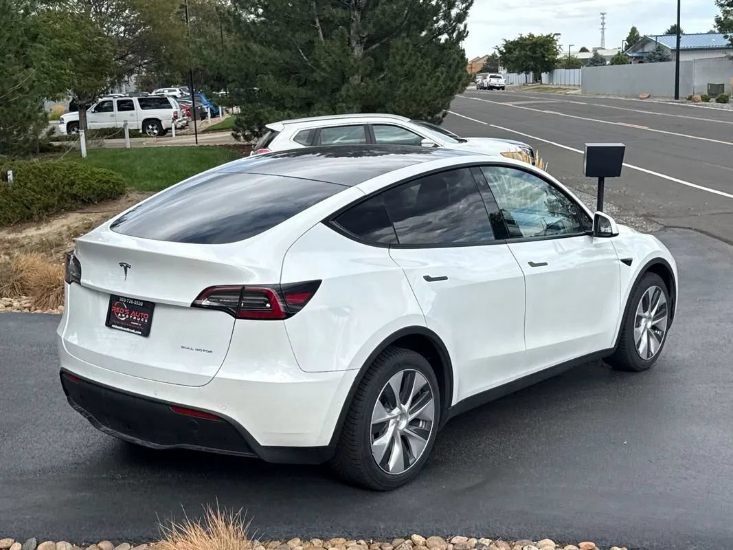 Used 2020 Tesla Model Y Long Range AWD/4WD image 6