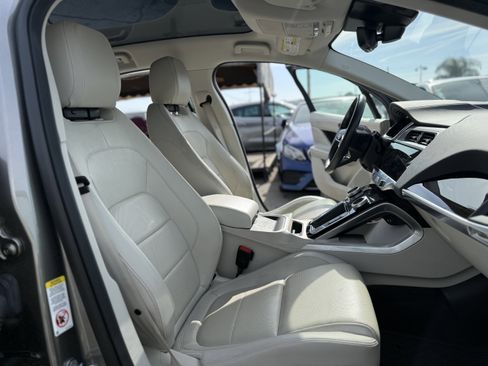 Used 2020 Jaguar I-PACE S image 26