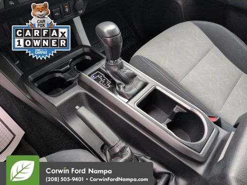 Used 2020 Toyota Tacoma TRD Off-Road AWD/4WD image 18