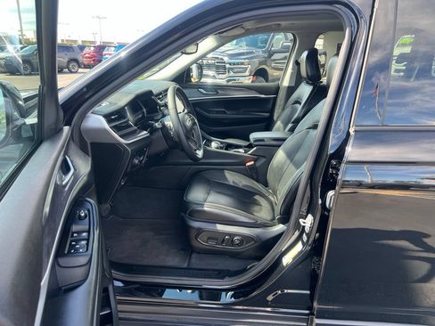 Used 2023 Jeep Grand Cherokee 4WD 4xe image 21