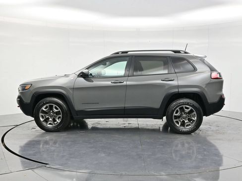 Used 2019 Jeep Cherokee Trailhawk w/ Cold Weather Group AWD/4WD image 8