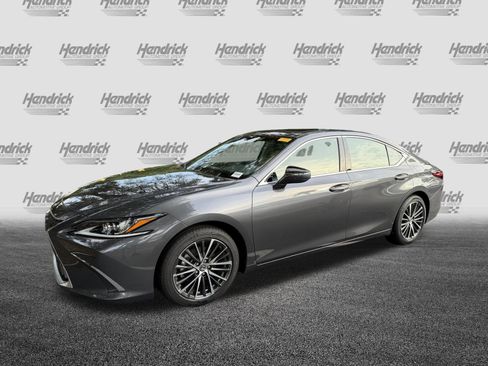Used 2025 Lexus ES 350 w/ Premium Package FWD image 6