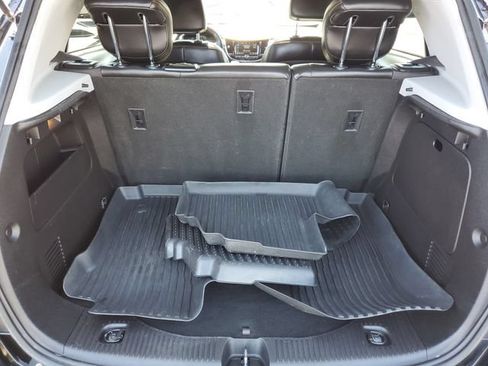 Used 2018 Chevrolet Trax Premier FWD image 34