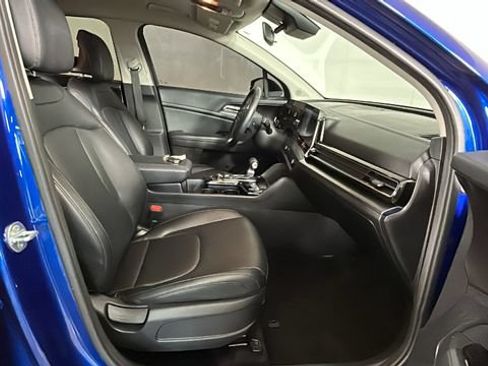Used 2023 Kia Sportage EX FWD image 30