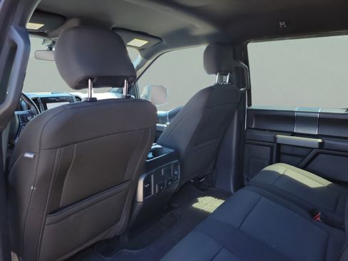 Used 2019 Ford F150 XLT w/ Equipment Group 302A Luxury AWD/4WD image 12