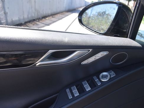 Used 2023 Genesis G80 2.5T image 12