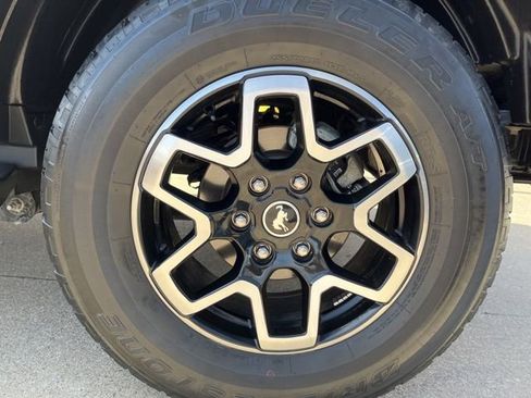 Used 2022 Ford Bronco Outer Banks image 23