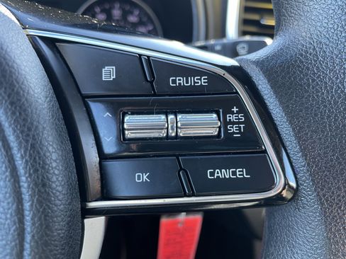 Used 2020 Kia Sportage LX image 15