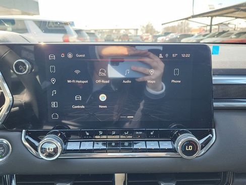 New 2026 GMC Canyon Elevation w/ Convenience Package image 27