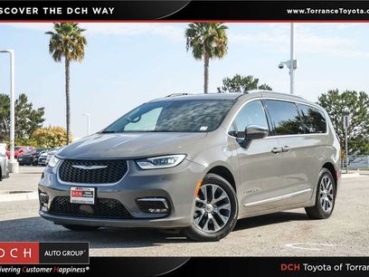 Used 2022 Chrysler Pacifica Pinnacle