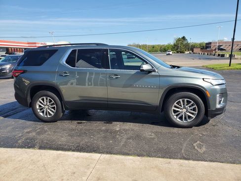 Used 2023 Chevrolet Traverse LT image 5