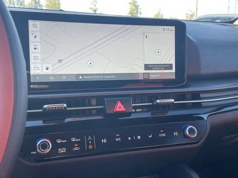 New 2026 Kia Sportage SX image 14