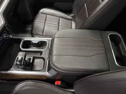 Used 2023 Chevrolet Silverado 1500 High Country w/ High Country Premium Package image 19