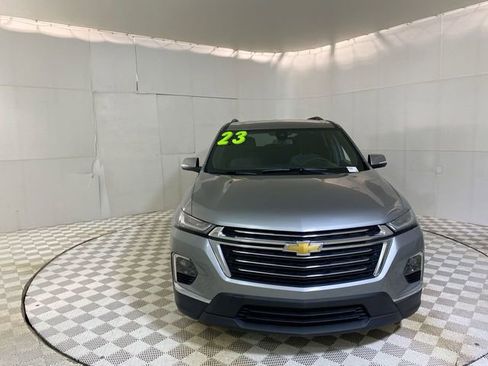 Used 2023 Chevrolet Traverse LT image 21