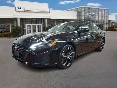 Used 2023 Nissan Altima 2.5 SR w/ SR Premium Package
