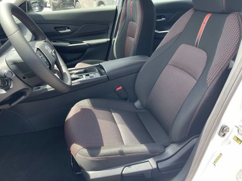New 2026 Nissan Sentra SR w/ Floor Mat Package FWD image 20