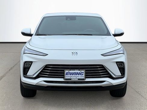 New 2026 Buick Envista Preferred w/ Convenience II Package image 2