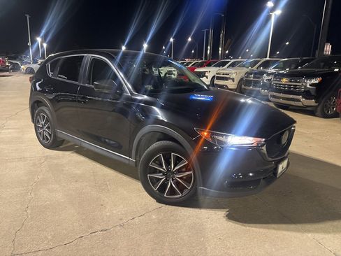 Used 2018 MAZDA CX-5 Touring image 3