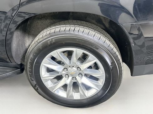 Used 2024 Chevrolet Tahoe Premier image 11